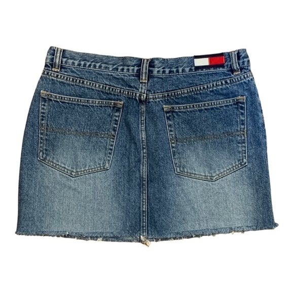 💰Tommy Hilfiger Denim Mini Skirt with Raw Hem   - Size 11 - Picture 3 of 9